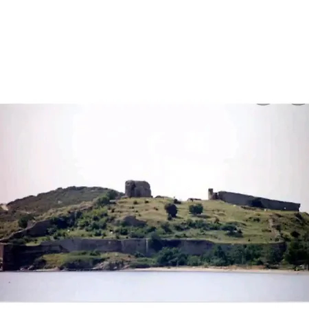 Dimitri's House بيت للعطل Néa Péramos