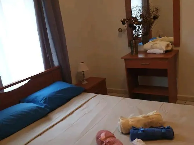 Dimitri's House Tatil Evi