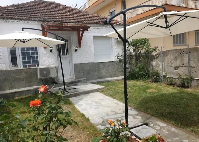 Dimitri's House * Néa Péramos