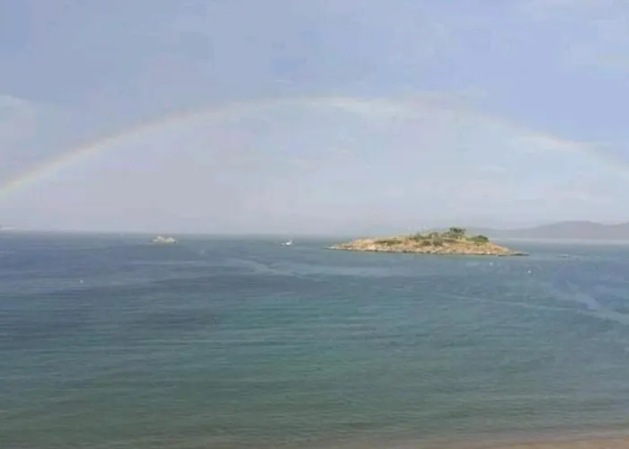 Dimitri's House Tatil Evi