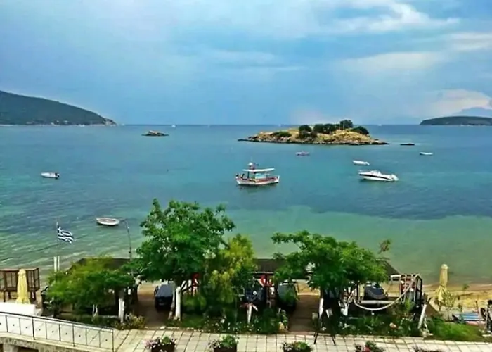 Dimitri's House Tatil Evi