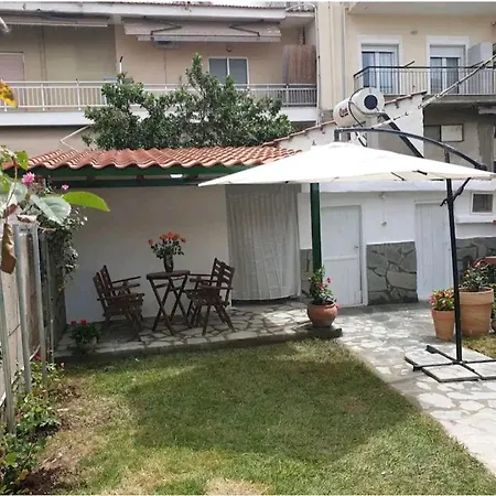 Dimitri's House Дом отдыха *