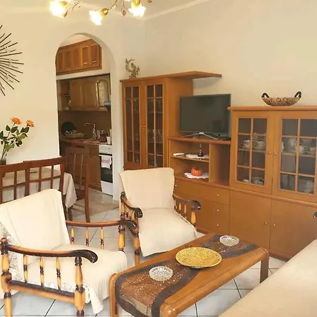 Дом отдыха Dimitri's House Неа-Перамос